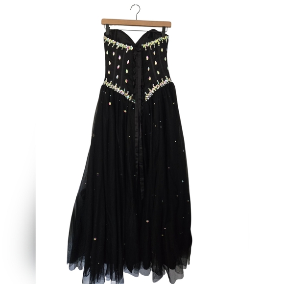 Masquerade gown size 8 brand new - Picture 10 of 16